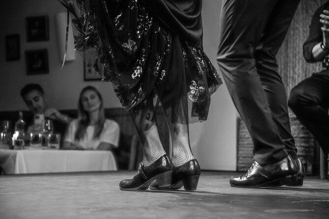madrid wine and tapas tour flamenco dancer